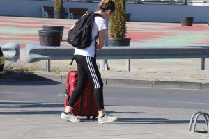 Нискотарифната компания Уиз еър възобновява двупосочните полети от Варна до