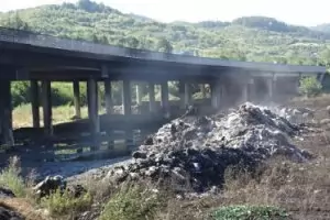 Пълното безхаберие на АПИ е довело 
до затварянето на магистрала "Струма"