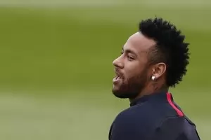 Трансферът на Неймар зависи от играч на "Барса"