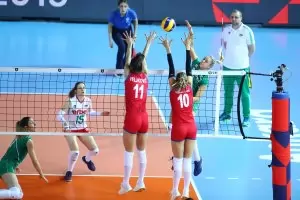 Селекционерът Петков смята, че волейболистките са "в правилна посока"