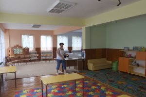 Изискването на абсурдни документи от детските градини в София за