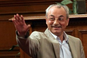 Почетният председател на ДПС Ахмед Доган пусна кодирано послание към щаба