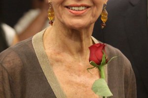 На Райна Кабаиванска ще бъде присъдено най високото отличие на Софийската