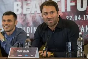 Промоутър поиска въвеждане на VAR в професионалния бокс