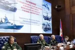 Русия вади 130 000 войници и 20 000 единици техника на учение