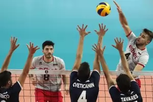 България е на 1/8 финал след победа над Португалия на Евроволей 2019