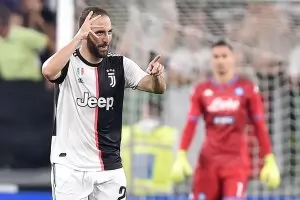 "Ювентус" спечели драматично първото голямо дерби в Италия