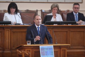 Изненадващото решение на президента Румен Радев да направи изявление пред