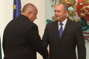 Непостоянството е основен белег на българската политика Хора които до