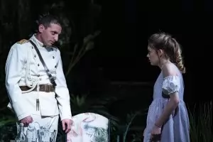 Хитови столични спектакли гостуват в Созопол