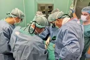 У нас бе извършена първа белодробна трансплантация