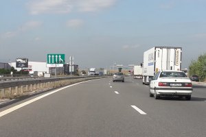 На фона на ударното наместване на несъществуващи 1 млрд лв