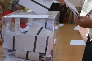Четири политически формации се очертават като сигурни в следващия парламент