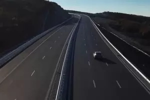 Борисов на новите 9.3 км от "Хемус": Мазно е, хубаво е (видео)