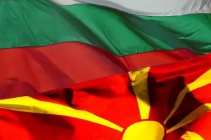 Скопие: Ще отговорим на България, но търсим още формата