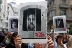 Испания осъди каталунски сепаратистки лидери на затвор