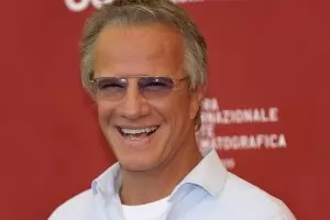 Кристоф Ламбер връчи наградите на "Синелибри"