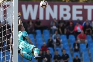 "ЦСКА 1948" сдаде върха и остана без треньор