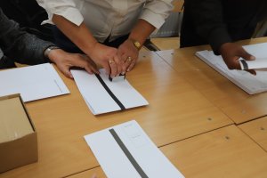 Традицията на предизборните кюфтета и кебапчета се обогати с нови