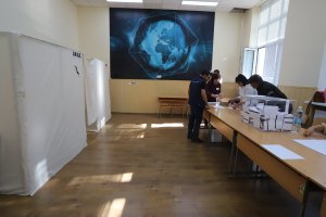 Резултатите от отминалите местни избори позволяват на всяка от основните