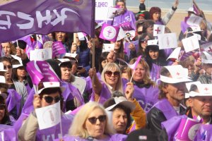 И двата национално представени синдиката заплашиха с протестни действия в