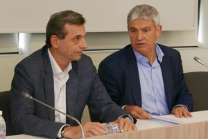 Недообмисленото предложение за спирането на парите за първия работен ден от