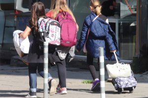 Парламентът отложи с половин година влизането в сила на Закона за