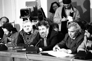 30 години след като евроатлантическото разбиране за представителна демокрация стана