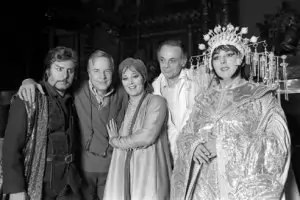  Легендарният тенор Никола Мартинучи пее в зала „България“