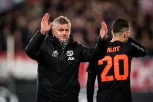  "Манчестър Юн" нагазва все по-дълбоко в блатото