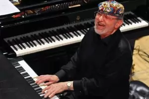 Отиде си прославилият родината ни Милчо Левиев