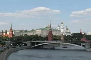 Москва ще доставя противовъздушни оръжия на Сърбия