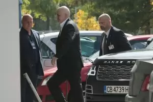 Слави Трифонов влезе в политиката с оскъдни послания