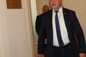 След 30 години най сетне държавата започна реална война срещу олигарсите