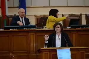 ГЕРБ и БСП се сблъскаха за олигарсите