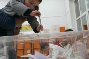 Избирателната активност на балотажа в страната като цяло падна с