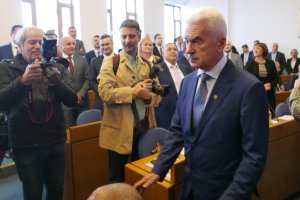 Враждуващите през цялата предизборна кампания кандидати на ВМРО и Атака