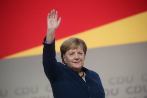 Германия увеличава пенсиите на работещите с ниски доходи