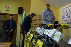 Закъснялото внасяне на документите за свикване на извънредно изборно общо