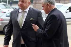 Спортният министър предупреди Данчо Лазаров, че го наблюдава