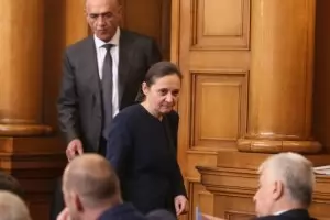 И догодина НЗОК ще плаща такси на НАП