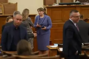 Обезщетенията от НОИ остават замразени и догодина