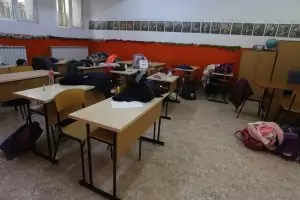Училища затварят повторно заради грип