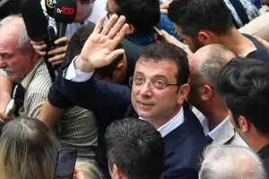 Турските банки бойкотират кмета на Истанбул 