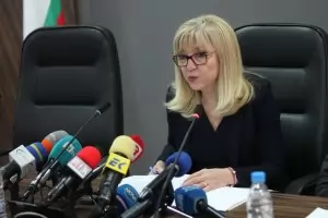 Управляващите твърдят, че не идва "воден апокалипсис"