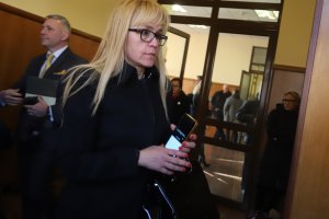 Вещите лица графолози които извършиха експертиза на почерка в тефтерчето