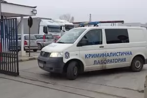 Има версия за съучастие на охранители при обира на митницата