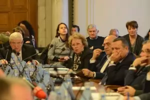  5 неудобни въпроса за цените на лекарствата
