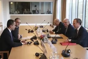 Спешна среща на външни министри от ЕС заради кризите в Иран и Либия