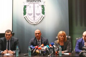 Прокуратуратурата обяви че е повдигнала обвинение за умишлена безстопанственост срещу